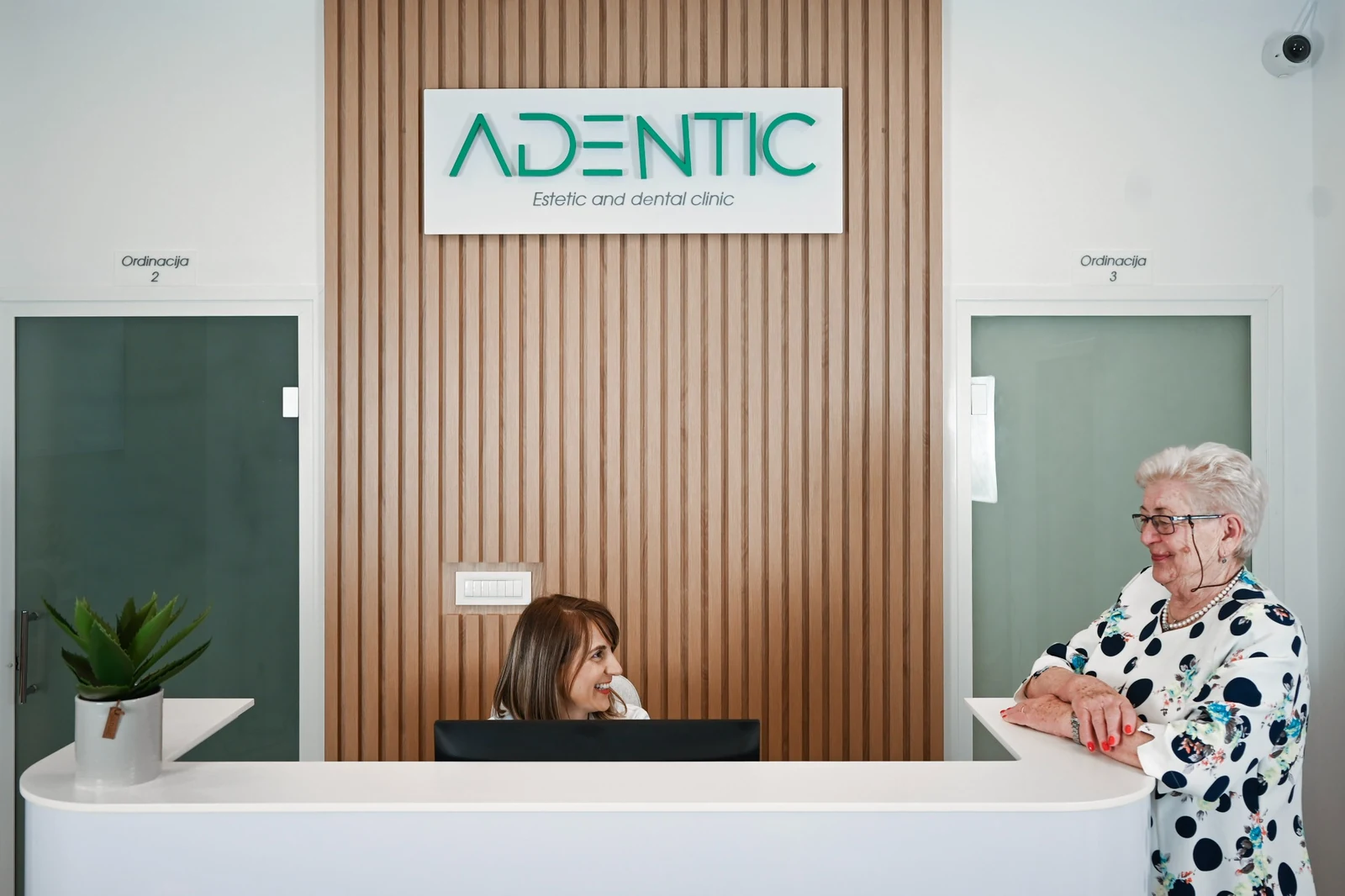Adentic recepcija i prostor ordinacije